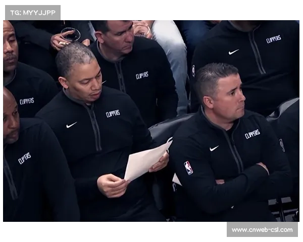 谢什科助攻姆伯莫梅开二度 锁定胜局助球队获胜 谢什科助攻姆伯莫梅开二度 锁定胜局助球队获胜